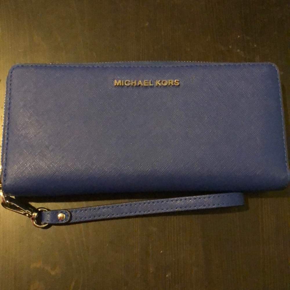 Michael Kors Wristlet